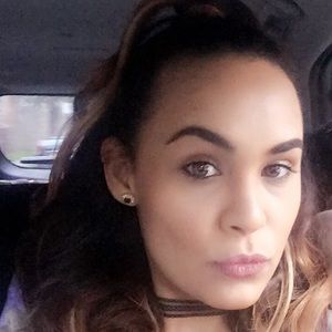 Meet your Posher, Yovanna